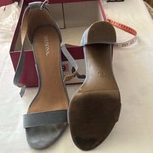 Merona Women's Elegant light blue Heels